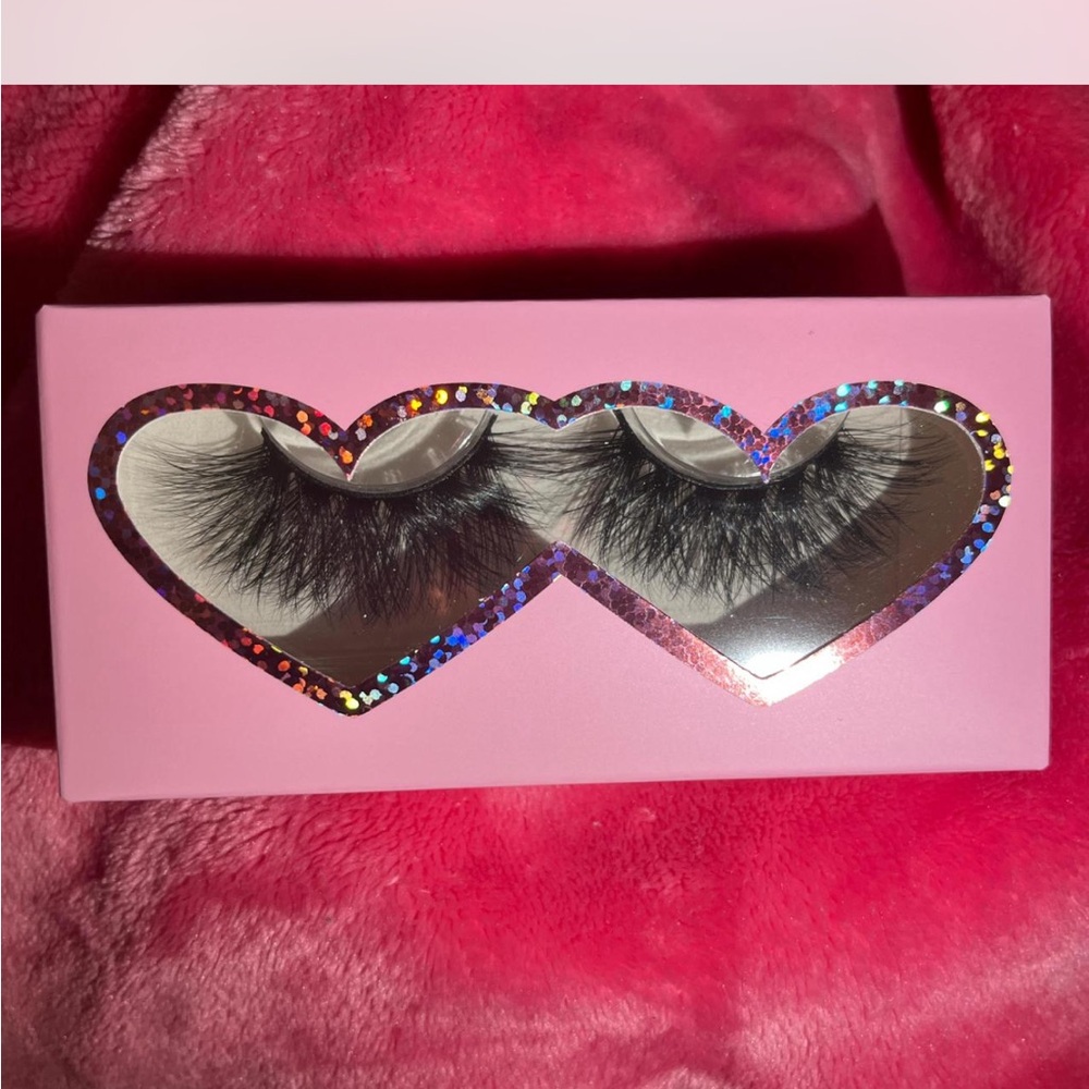 Glamorous Black False Eyelashes